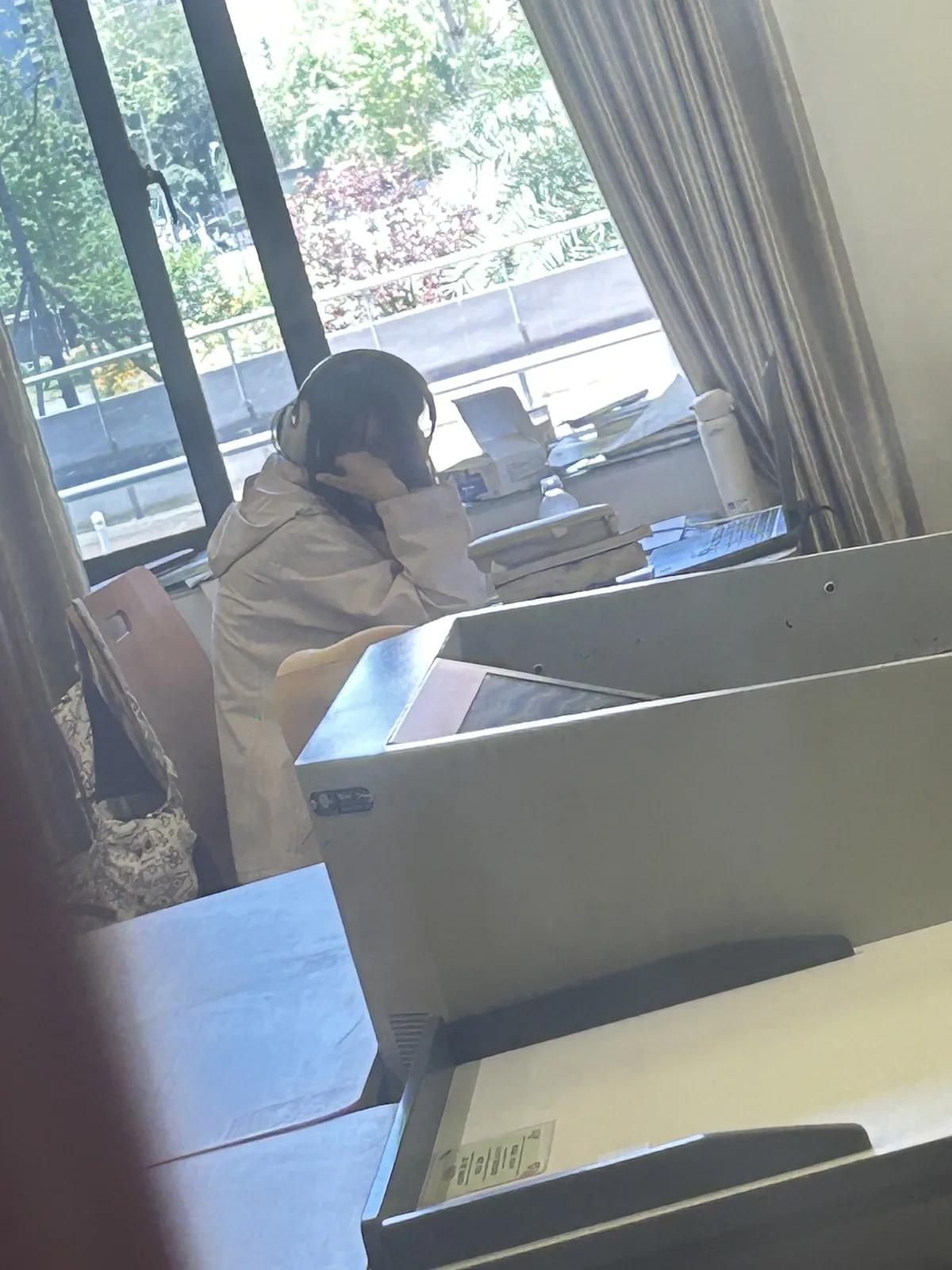 07.02 · 老公累死了
